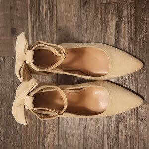 cream nudes high heels